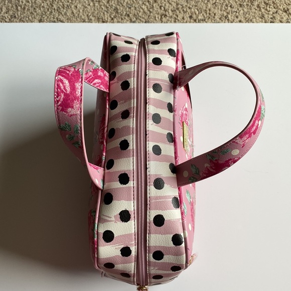 Betsey Johnson Cosmetic Travel Bag - Picture 4 of 7